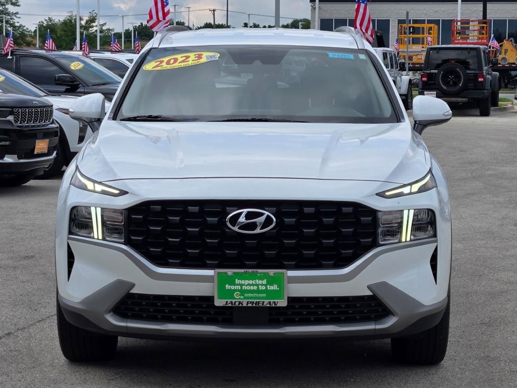 Used 2023 Hyundai Santa Fe SEL image 2