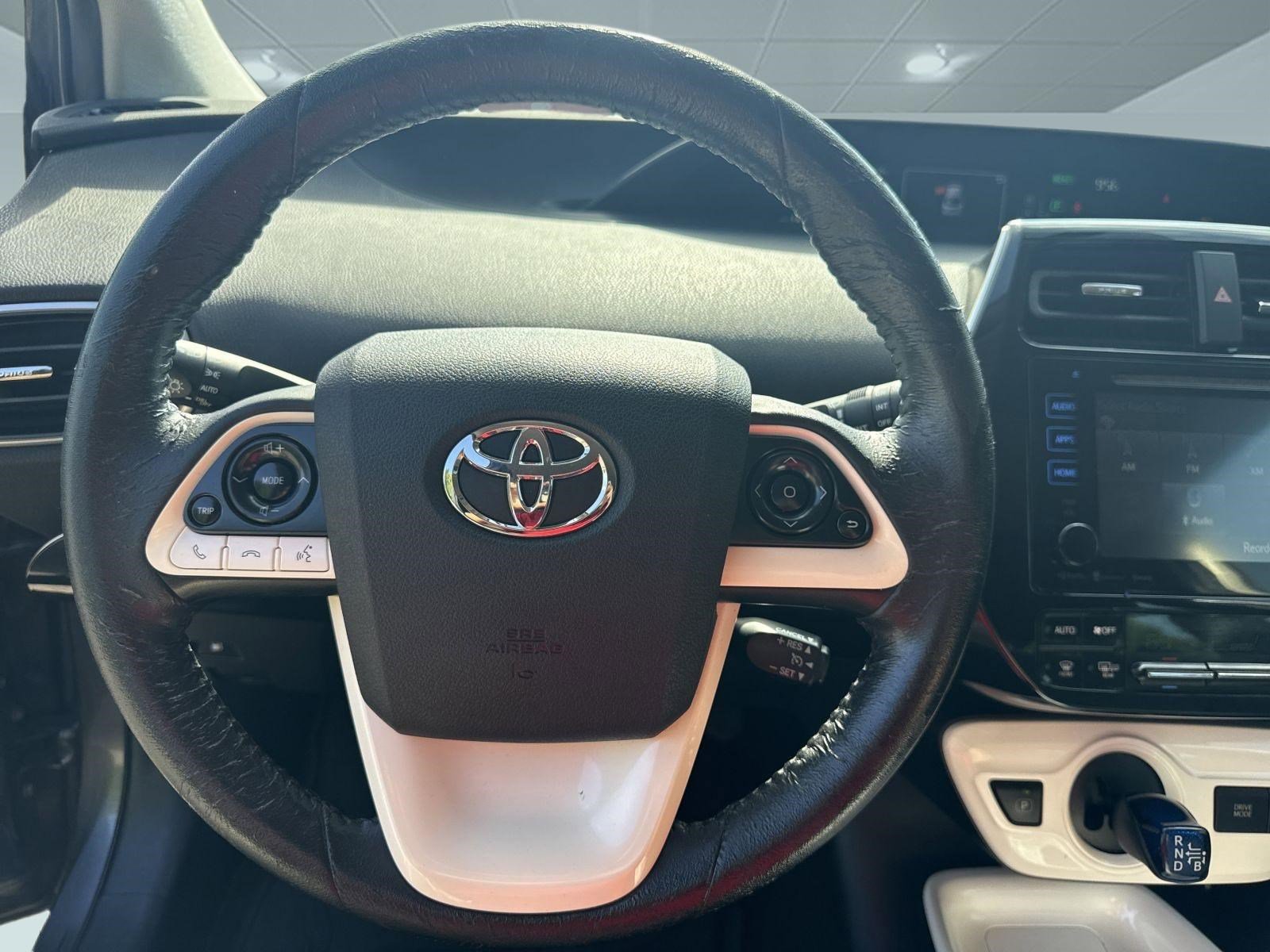 Used 2016 Toyota Prius Three FWD image 9