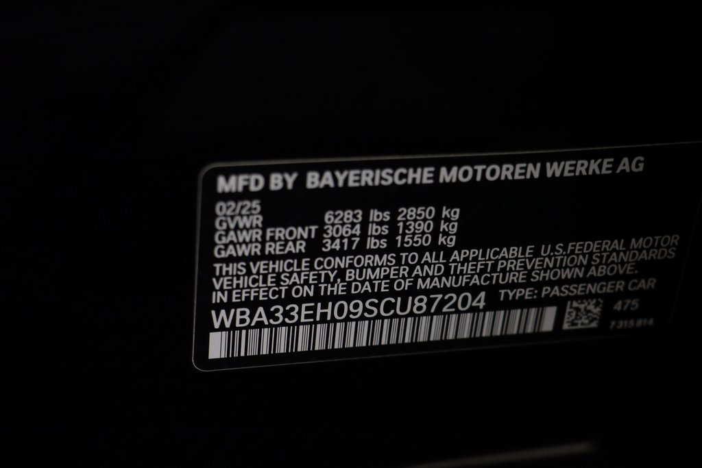 Certified 2025 BMW 740i xDrive w/ Premium Package image 25