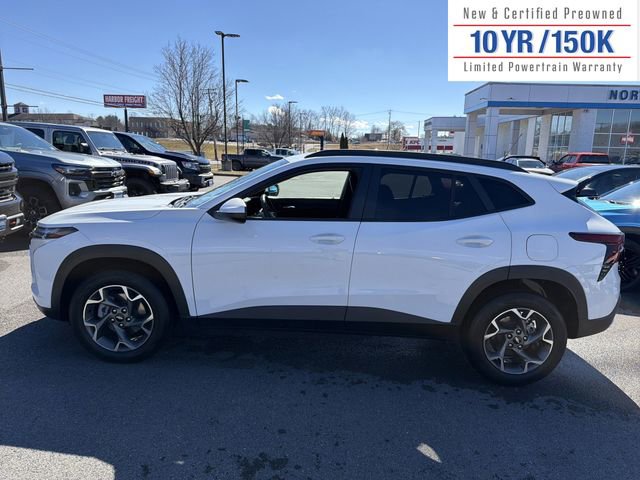 Used 2024 Chevrolet Trax LT w/ LT Convenience Package image 11