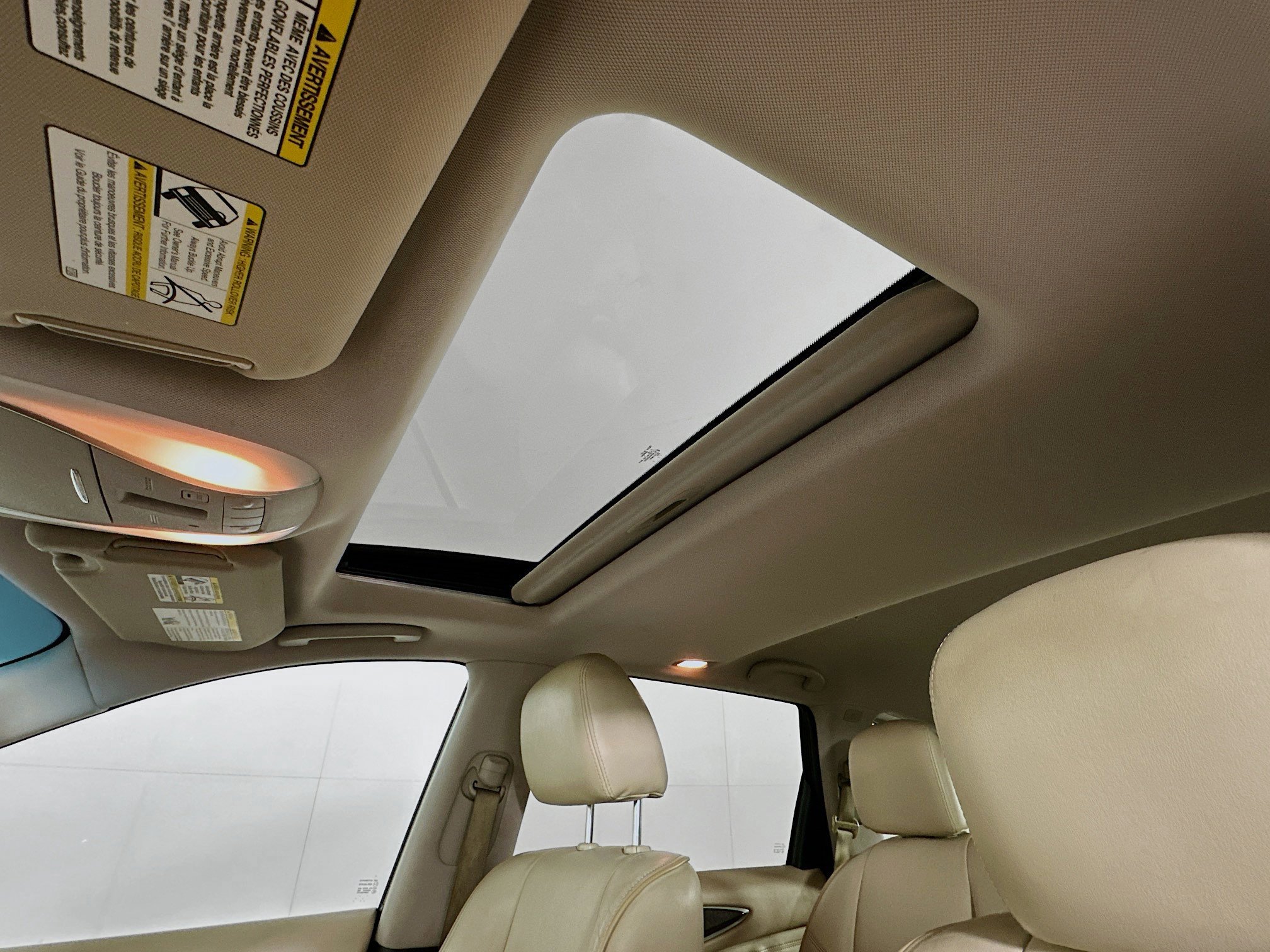 Used 2015 INFINITI QX60 FWD w/ Premium Plus Package image 25
