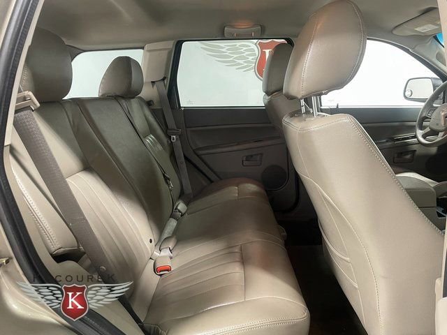 Used 2005 Jeep Grand Cherokee Laredo image 21