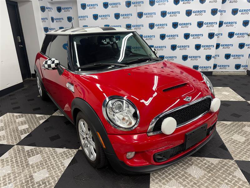 Used 2013 MINI Cooper S FWD image 3