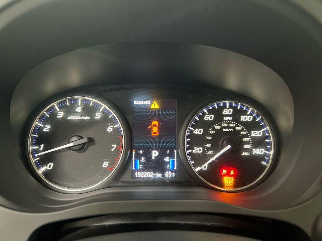 Used 2016 Mitsubishi Outlander SE image 12