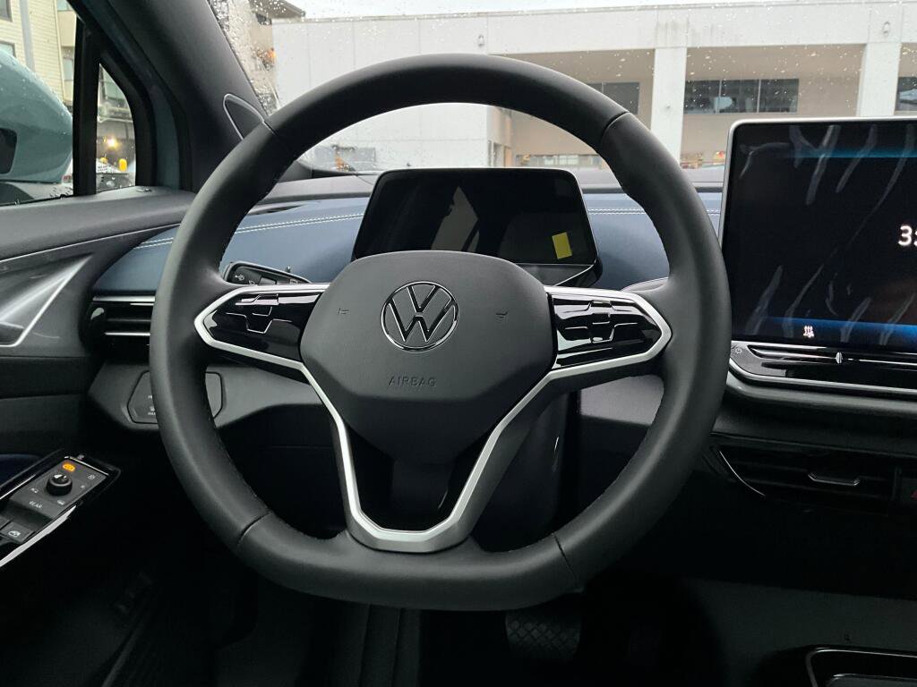 New 2026 Volkswagen ID.4 Pro S Plus image 19