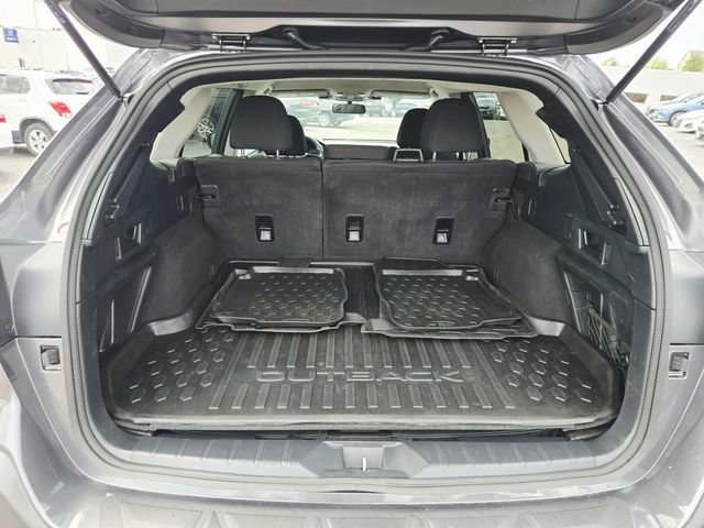 Used 2024 Subaru Outback Premium AWD/4WD image 10