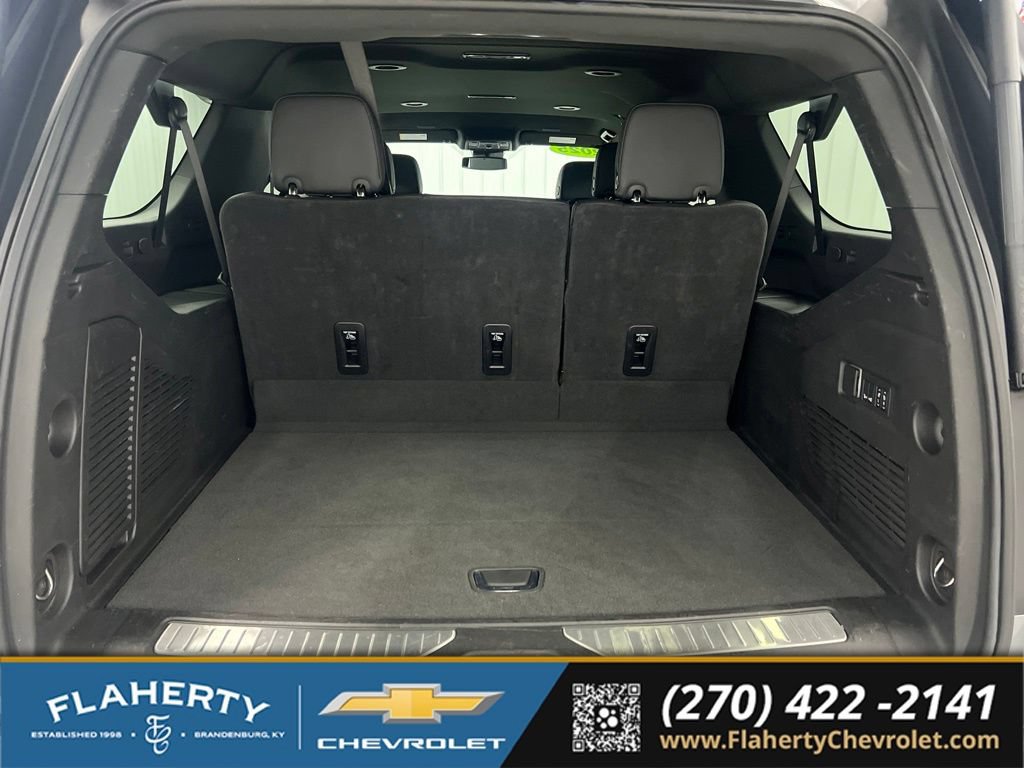 Used 2025 GMC Yukon XL Denali AWD/4WD image 19