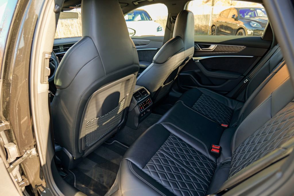 Used 2020 Audi S6 Premium Plus w/ S Sport Package image 24