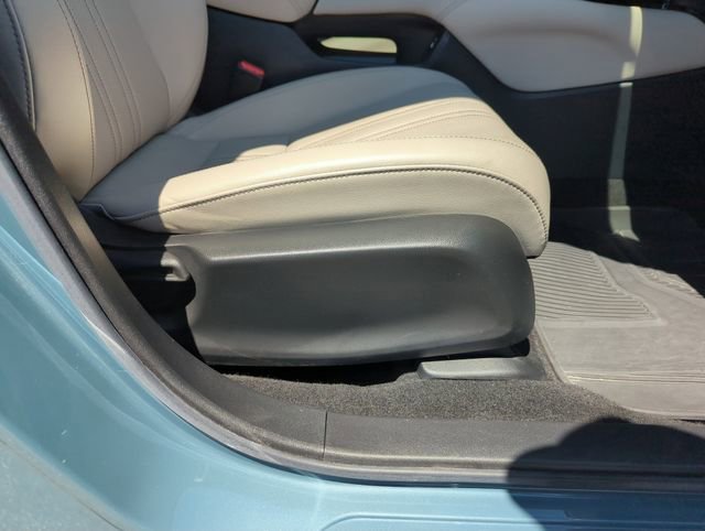 Used 2023 Honda HR-V EX-L image 37