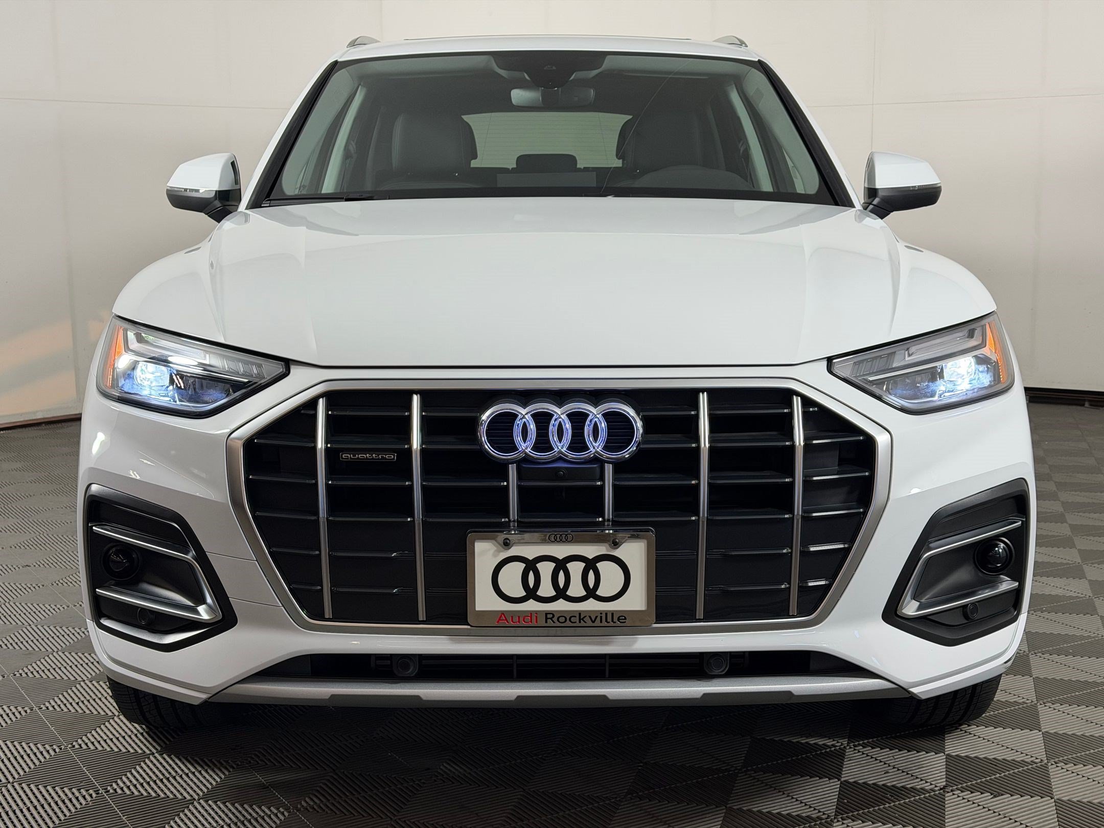 Certified 2023 Audi Q5 2.0T Premium Plus w/ Premium Plus Package AWD/4WD image 6
