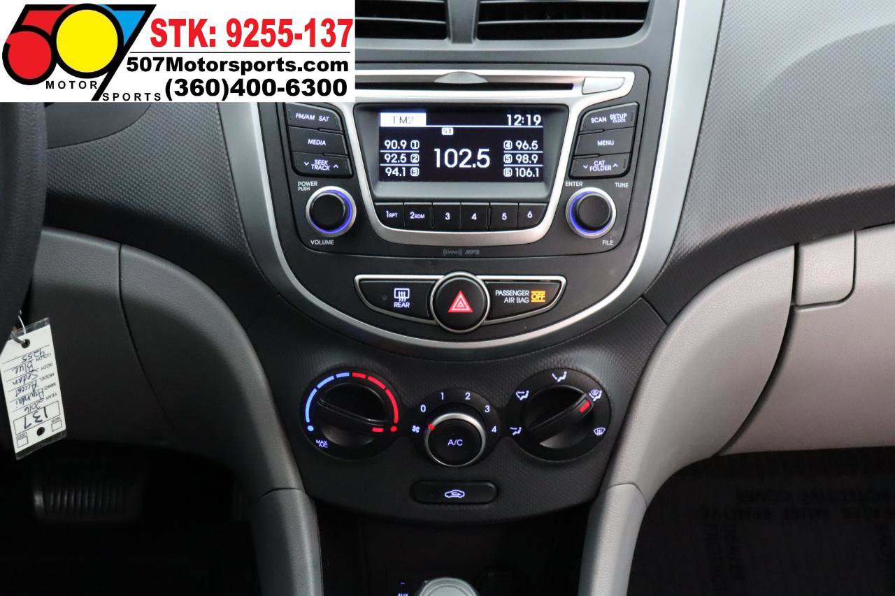 Used 2016 Hyundai Accent SE image 18