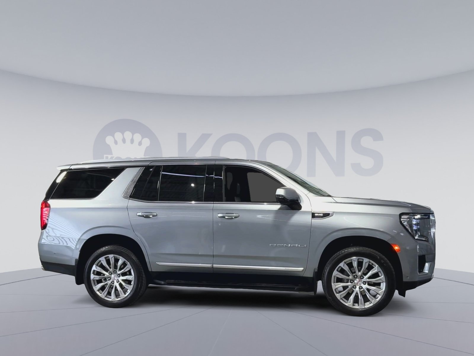 Used 2024 GMC Yukon Denali w/ Advanced Technology Package AWD/4WD image 12
