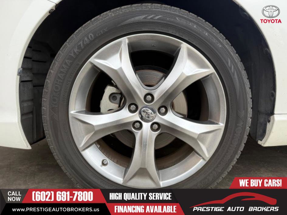 Used 2011 Toyota Venza Limited w/ Leather Pkg FWD image 35