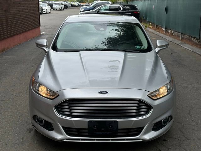 Used 2014 Ford Fusion SE w/ Equipment Group 502A FWD image 2