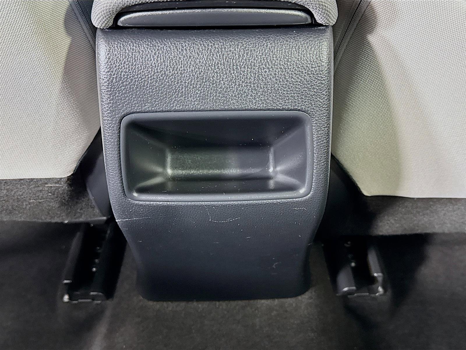 Used 2021 Toyota Corolla LE image 24