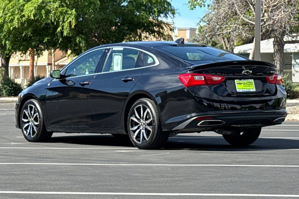 Used 2025 Chevrolet Malibu RS image 3