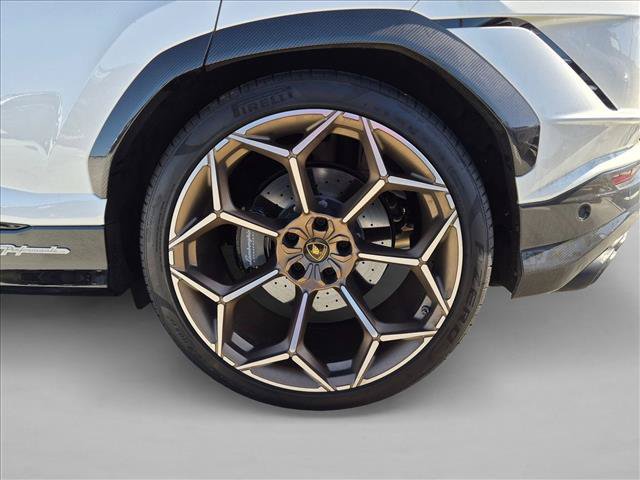 Used 2024 Lamborghini Urus Performante AWD/4WD image 16