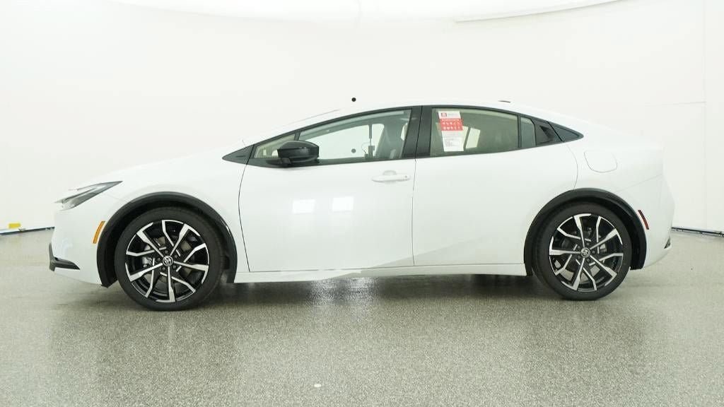 New 2026 Toyota Prius Plug-In Hybrid FWD image 21