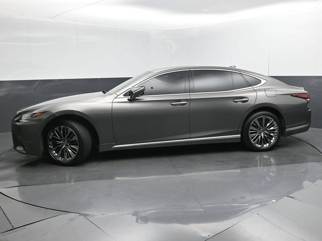Used 2018 Lexus LS 500 w/ Interior Upgrade Package RWD image 29