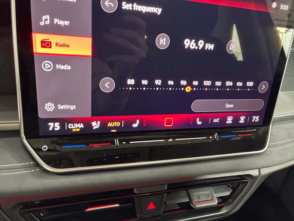 Used 2026 Volkswagen Tiguan SE w/ Panoramic Sunroof Package AWD/4WD image 26