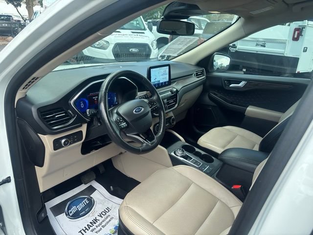 Used 2020 Ford Escape Titanium AWD/4WD image 11