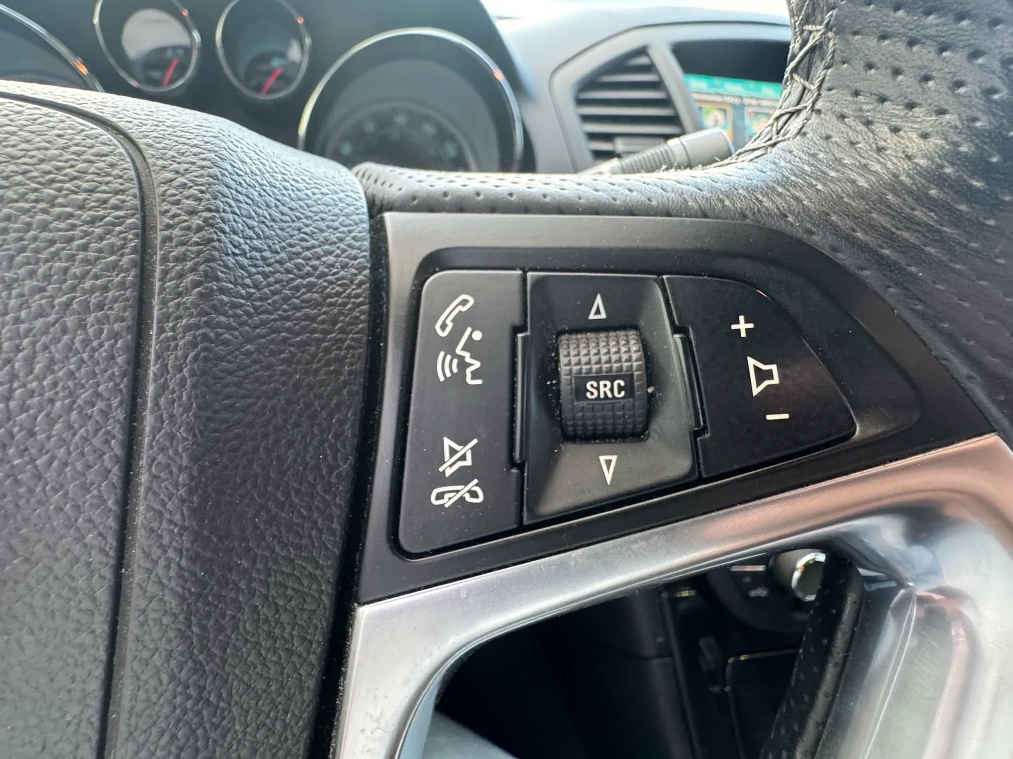 Used 2012 Buick Regal GS image 20