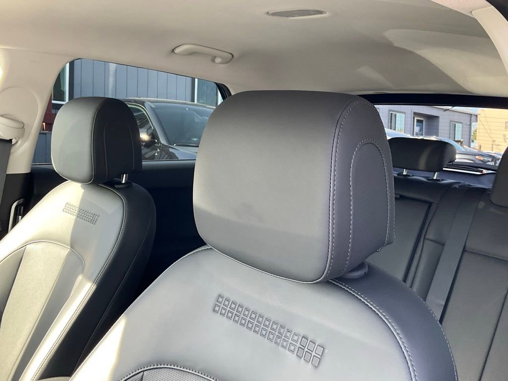 Used 2025 Hyundai Ioniq 5 SEL image 19