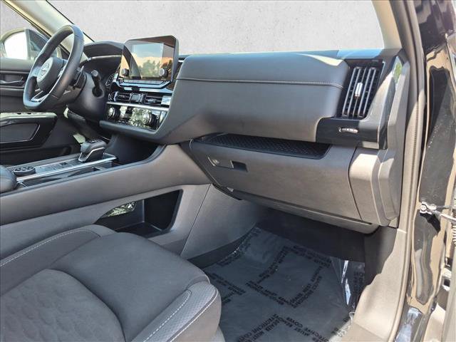 Used 2024 Nissan Pathfinder SV AWD/4WD image 23