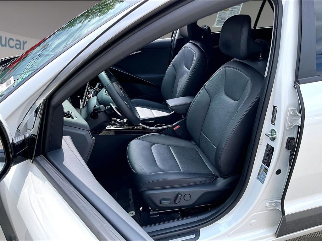 Used 2023 Kia Niro Wave FWD image 10