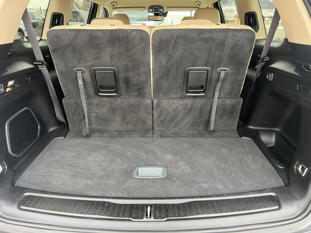 Used 2022 Jeep Grand Cherokee L Limited image 16