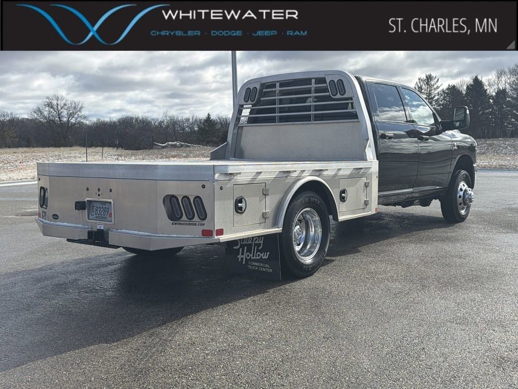 Used 2026 RAM 3500 Tradesman w/ Chrome Appearance Group image 17