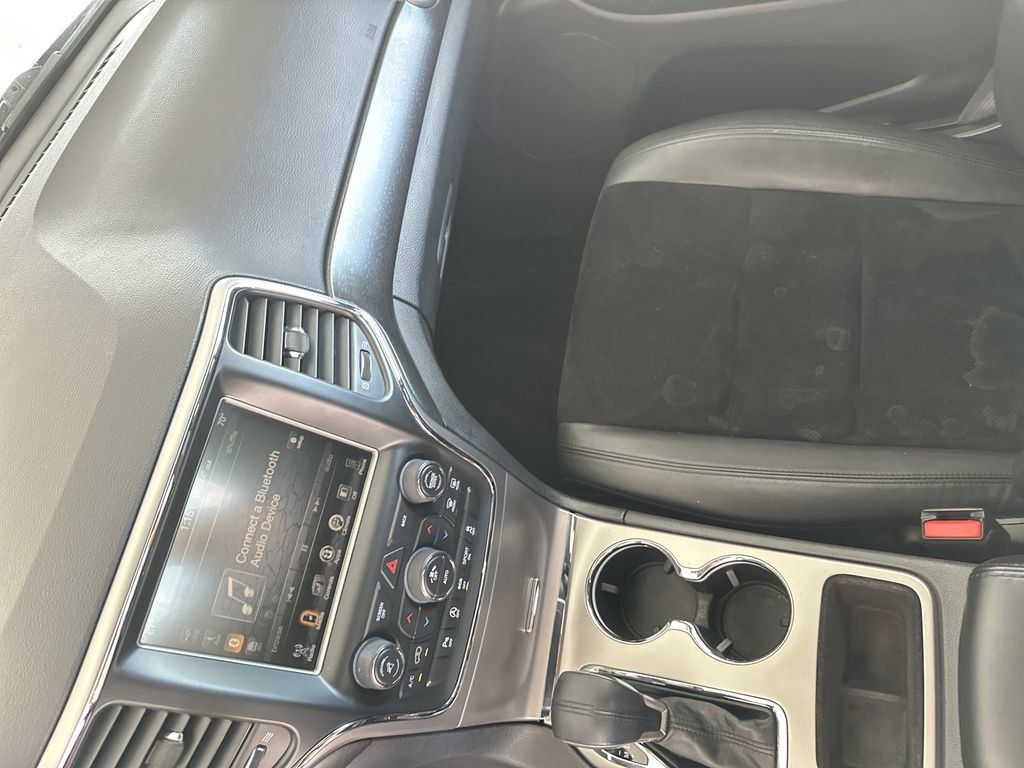 Used 2017 Jeep Grand Cherokee Altitude image 23