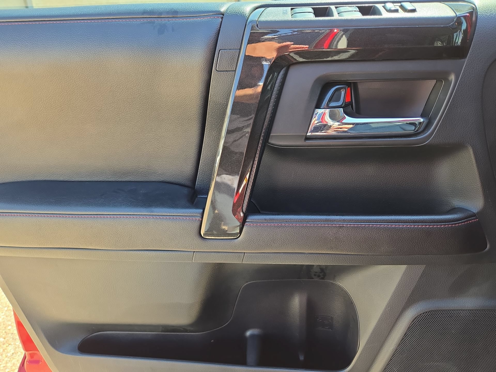 Used 2015 Toyota 4Runner Trail Premium AWD/4WD image 15