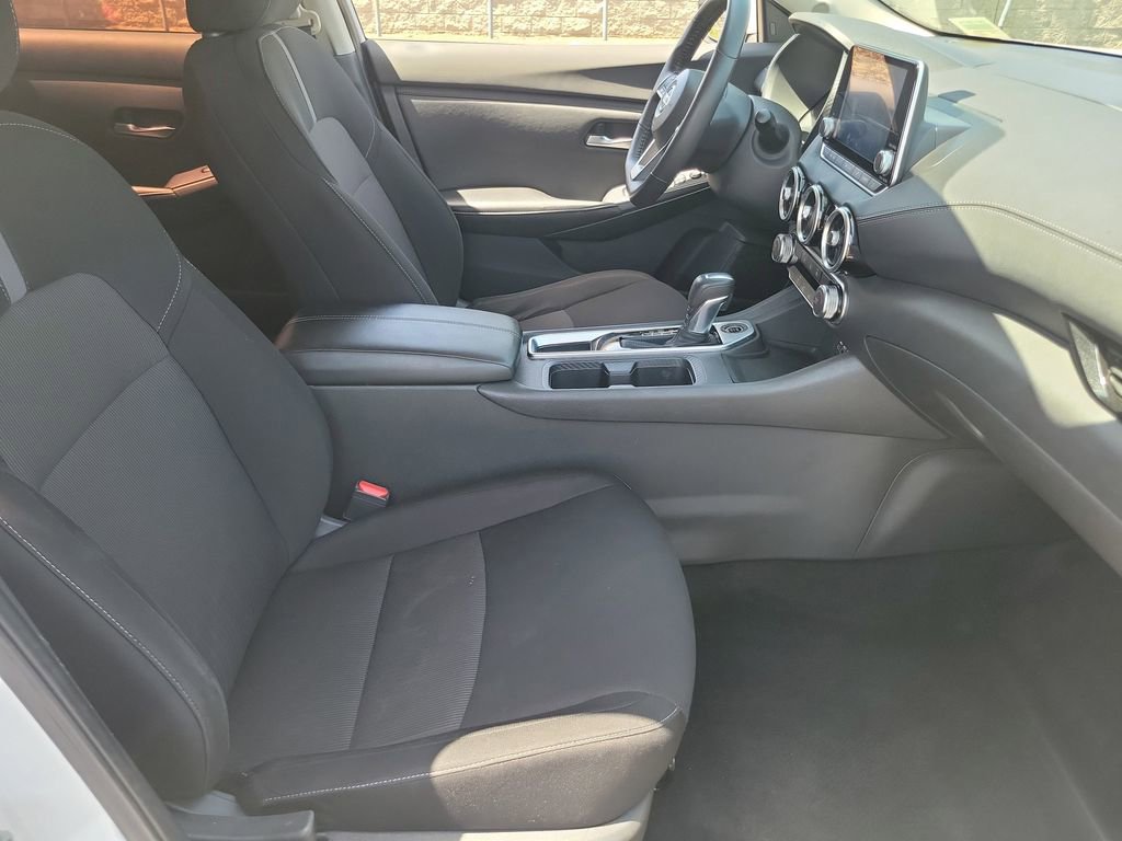 Used 2022 Nissan Sentra SV w/ Trunk Package image 18