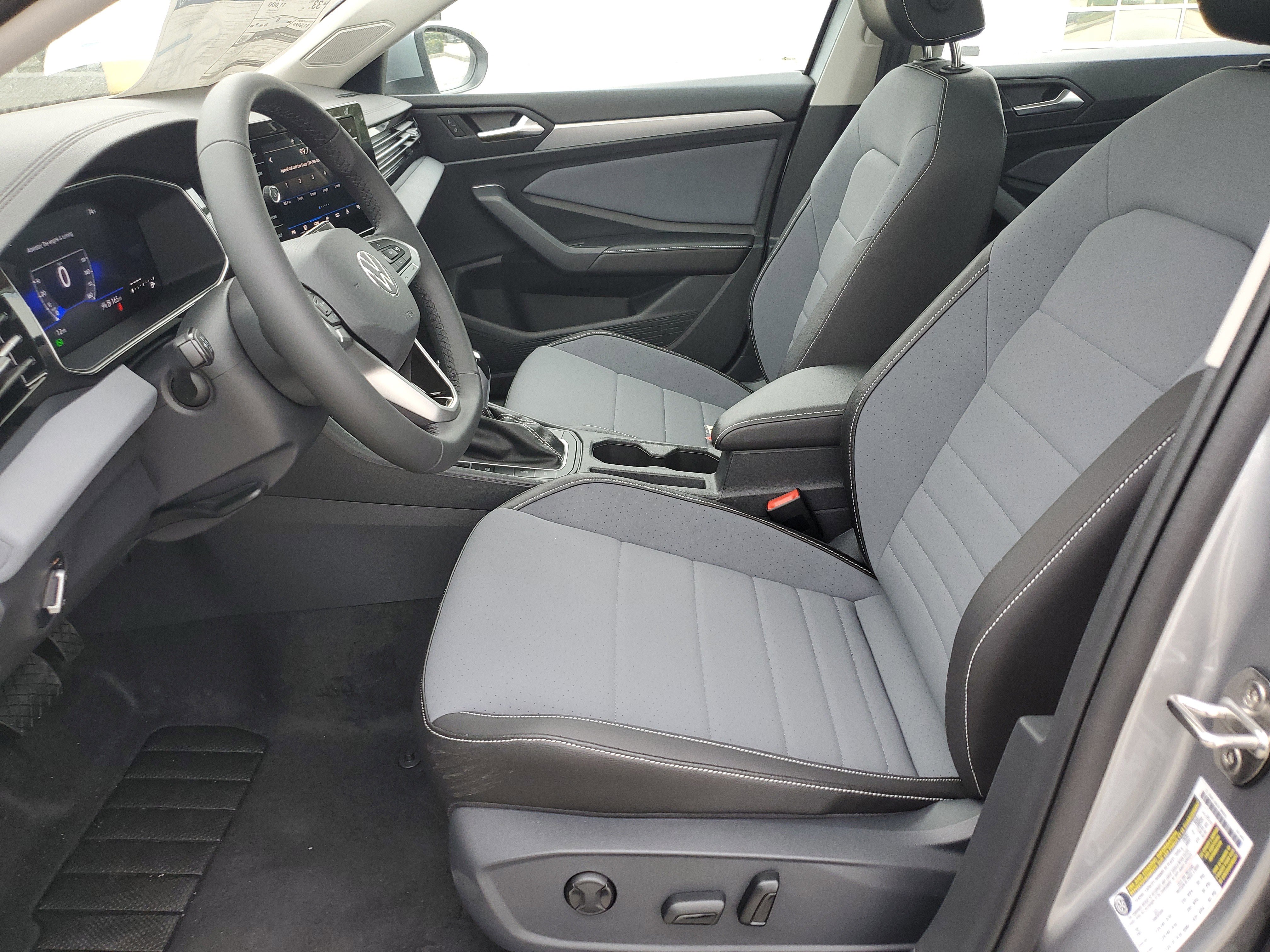 New 2026 Volkswagen Jetta SE image 12