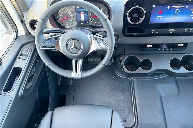 New 2026 Mercedes-Benz Sprinter 2500 image 19