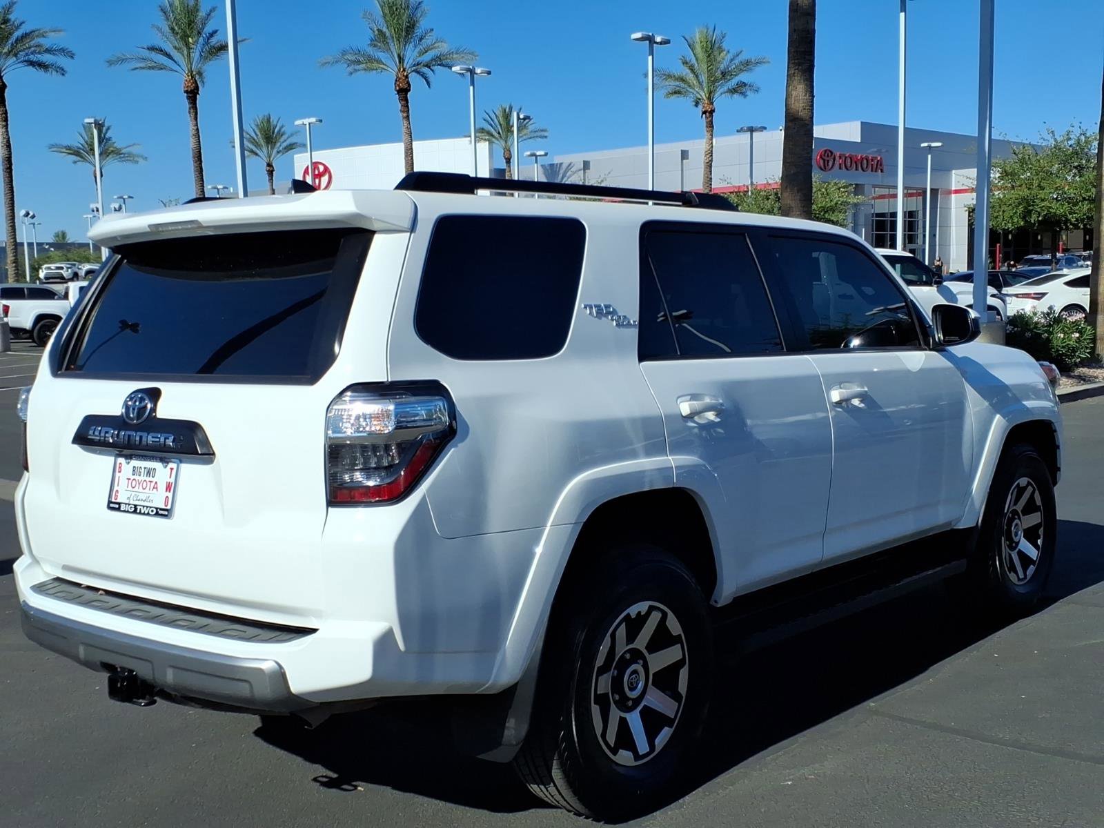 Used 2022 Toyota 4Runner TRD Off-Road AWD/4WD image 4