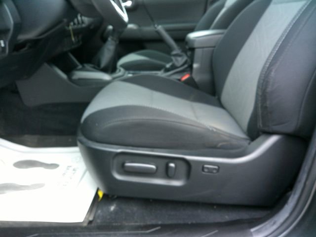 Used 2023 Toyota Tacoma TRD Sport w/ Black Out Package (TMS) image 22