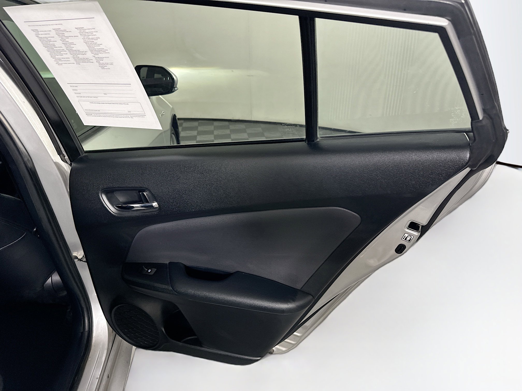 Used 2017 Toyota Prius Three Touring FWD image 29
