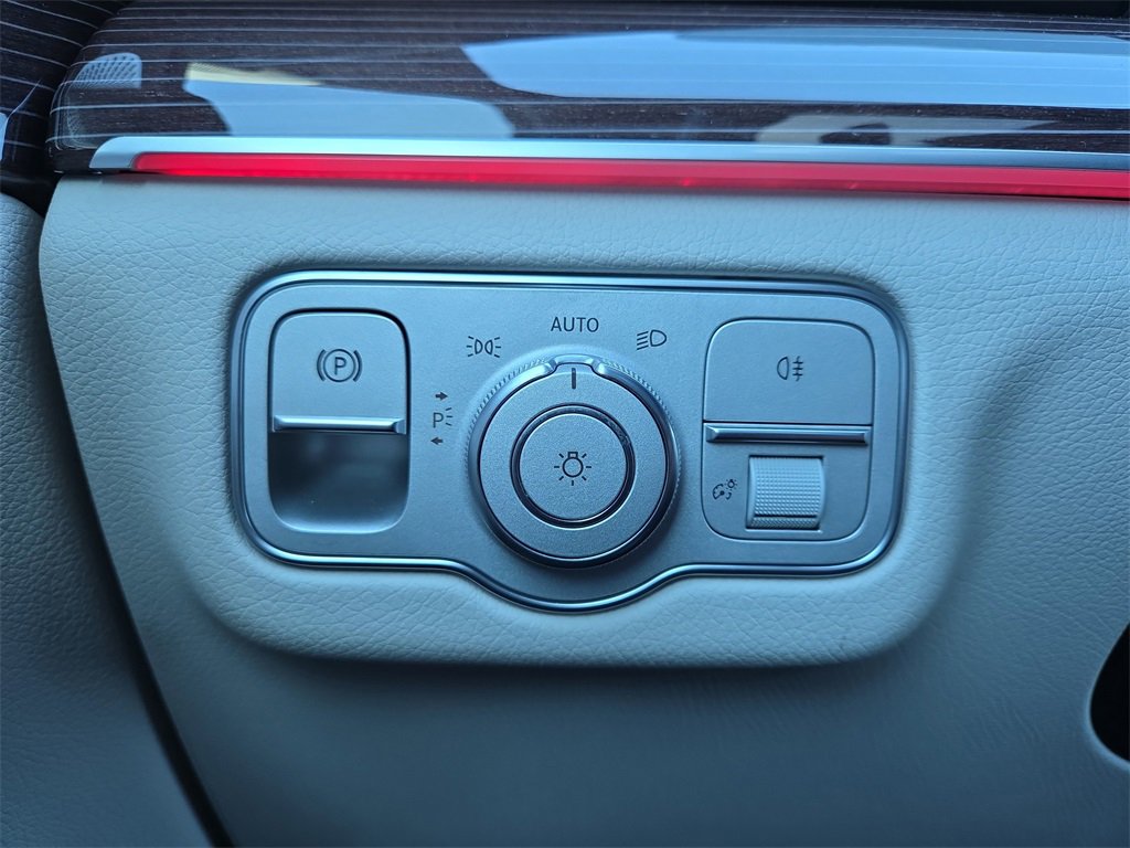 Certified 2023 Mercedes-Benz GLS 580 4MATIC image 28