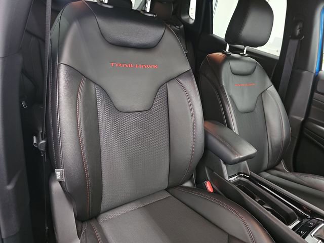 Used 2026 Jeep Compass Trailhawk image 28