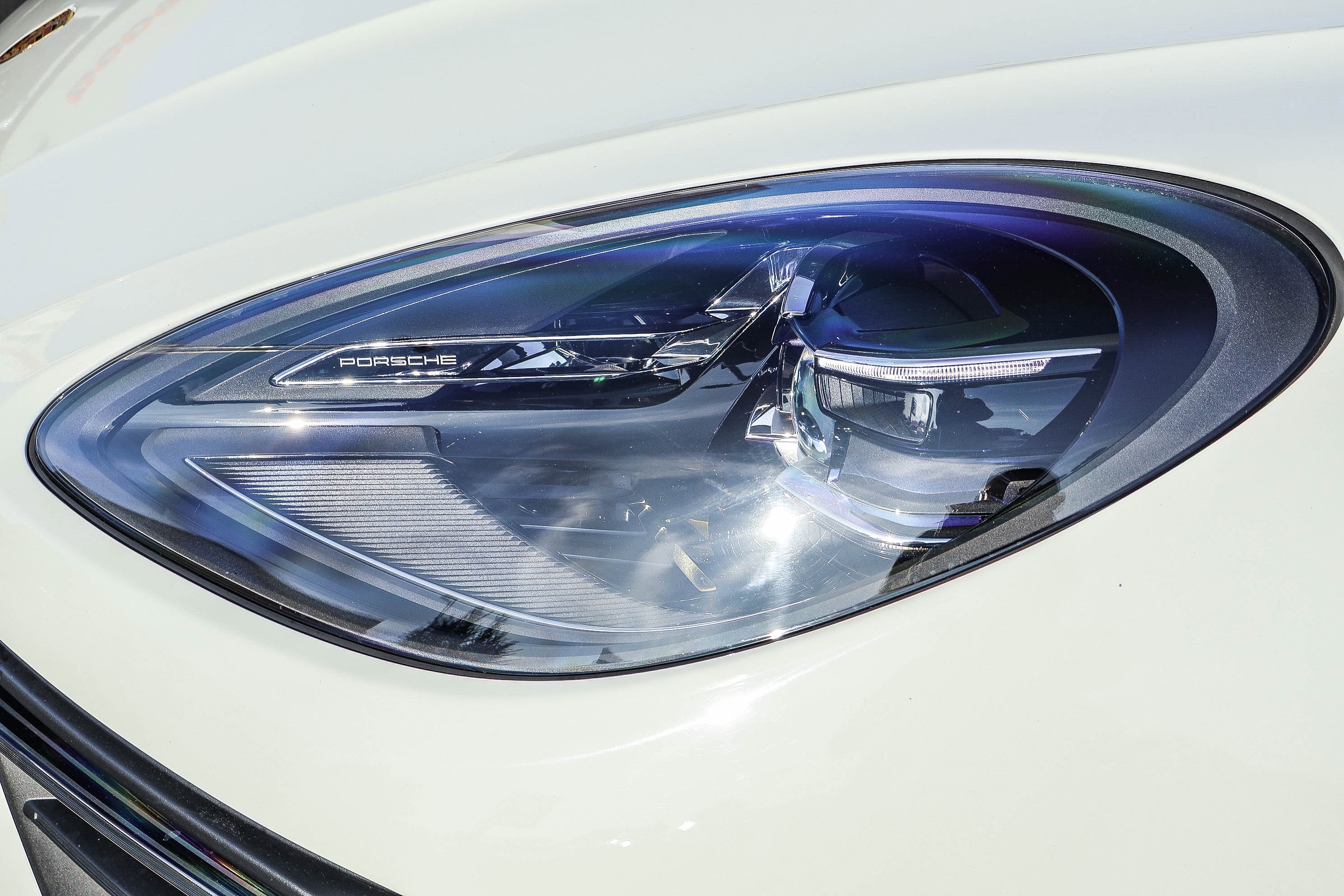 Used 2023 Porsche Macan image 24