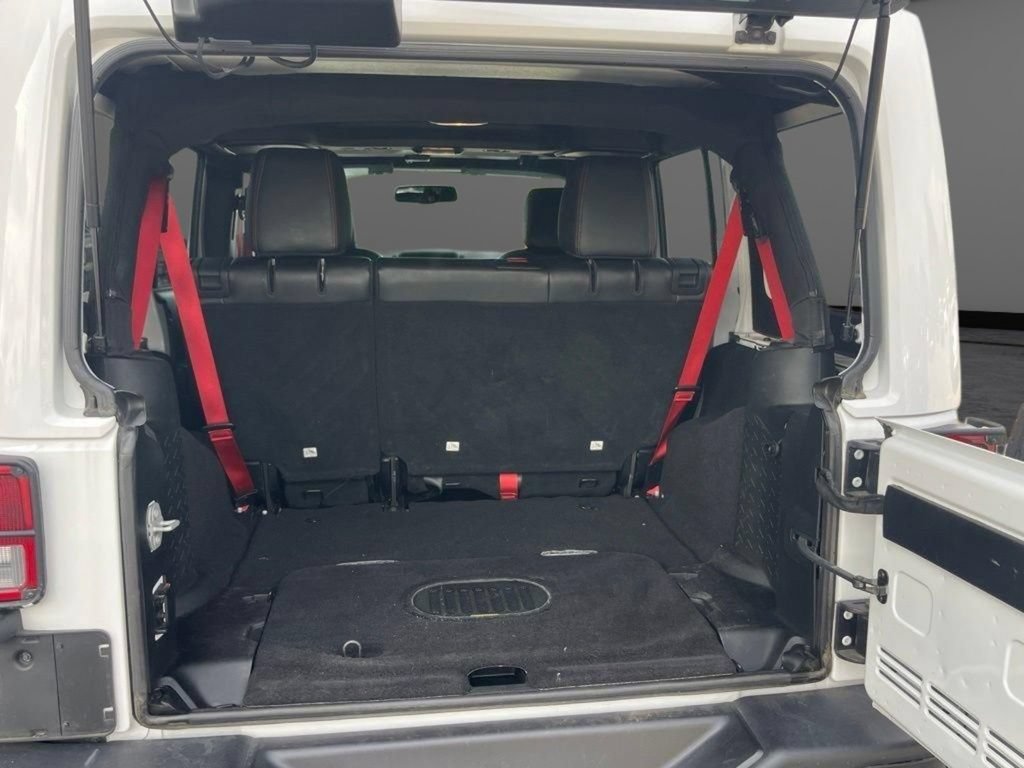 Used 2018 Jeep Wrangler Unlimited Rubicon AWD/4WD image 27