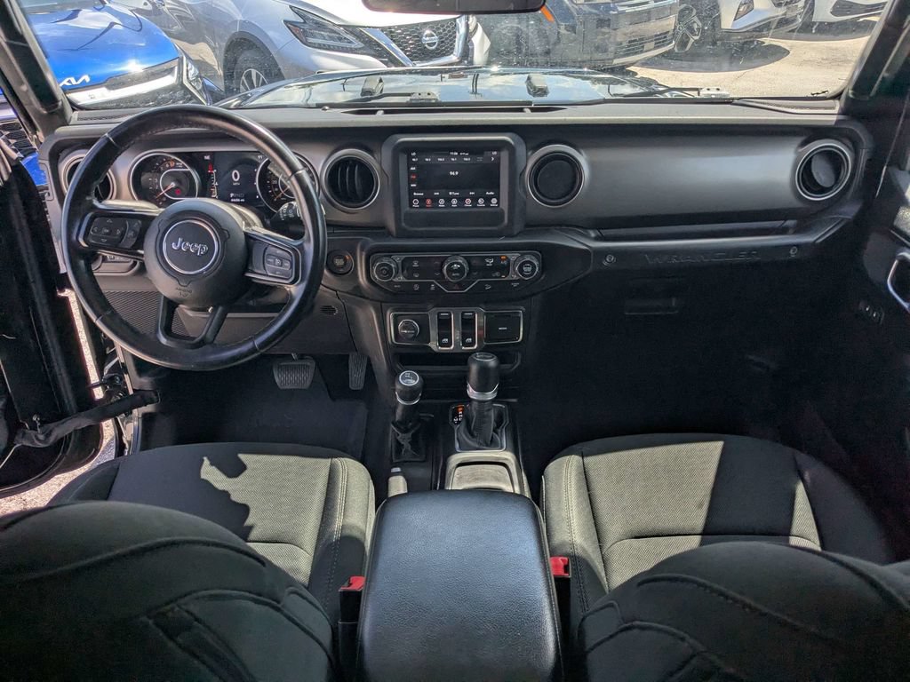 Used 2021 Jeep Wrangler Sport AWD/4WD image 14