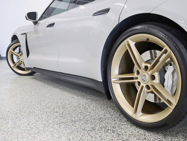 Used 2024 Porsche Taycan 4S image 12