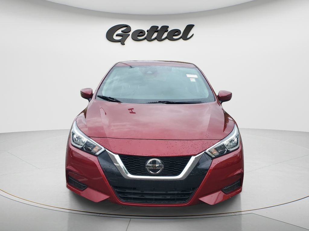 Used 2020 Nissan Versa SV FWD image 2