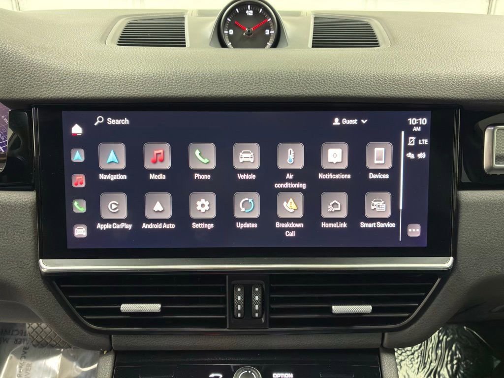 Used 2022 Porsche Cayenne Platinum Edition image 31