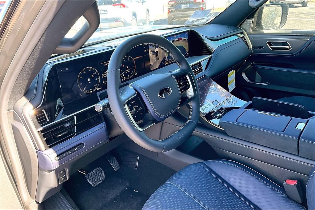 Used 2026 INFINITI QX80 4WD w/ Sport Exterior Package image 8