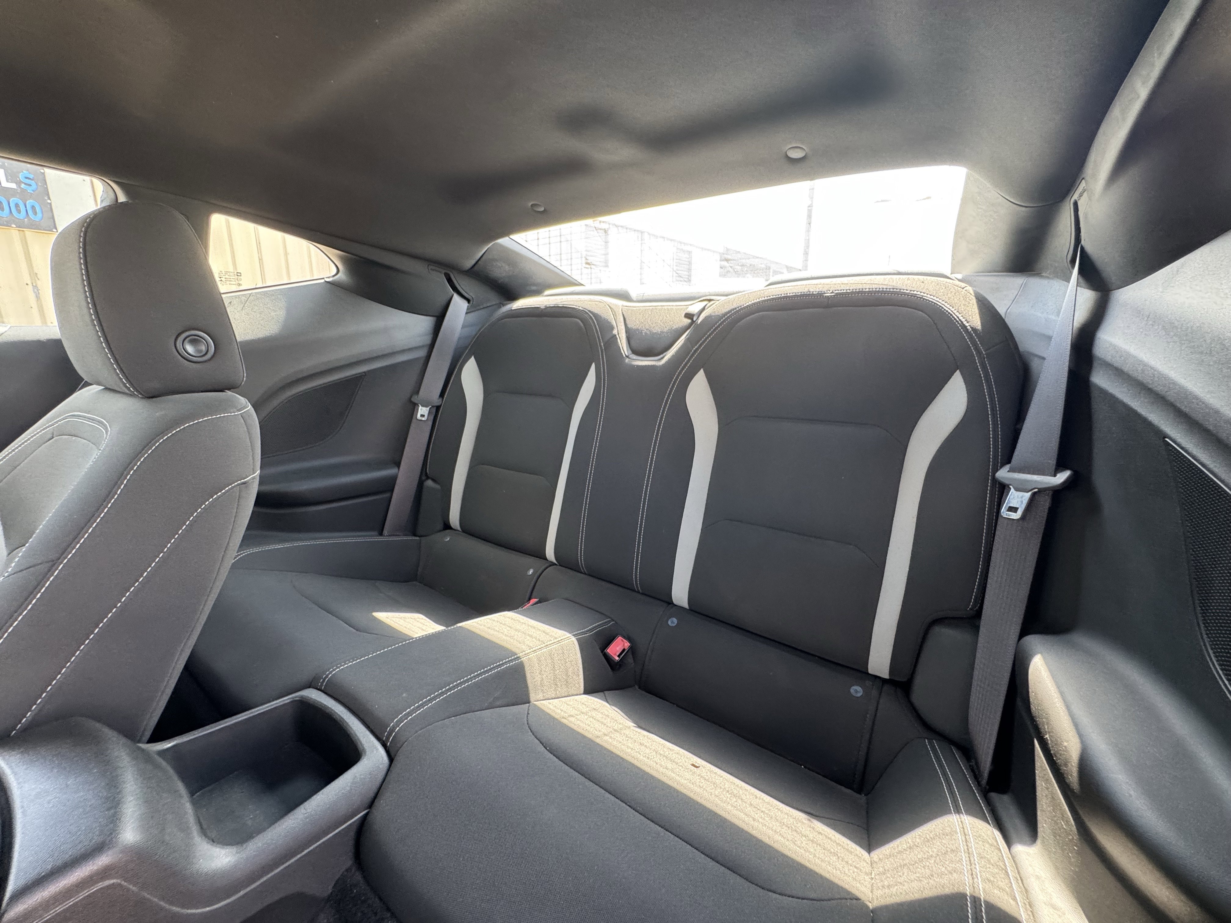 Used 2016 Chevrolet Camaro LT RWD image 17