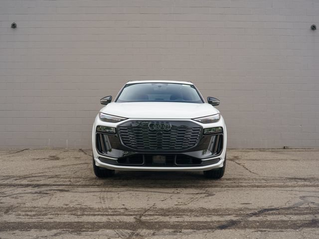 New 2027 Audi Q6 e-tron Premium Plus AWD/4WD image 2